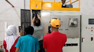 Warmly celebrate the success of lab spinning machine test in Indonesia !